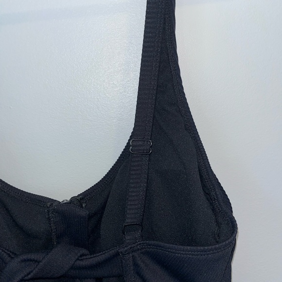 Black textured one piece swimsuit - Picture 8 of 8